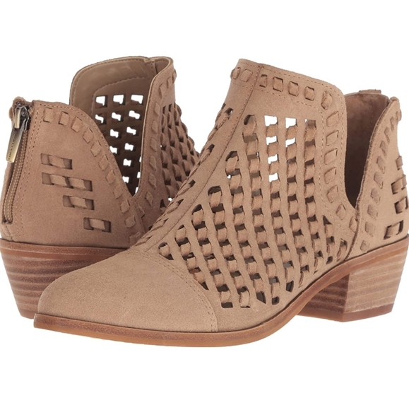Vince Camuto Shoes - Vince Camuto Phortiena Sand Suede Cutout ankle bootie Size 10